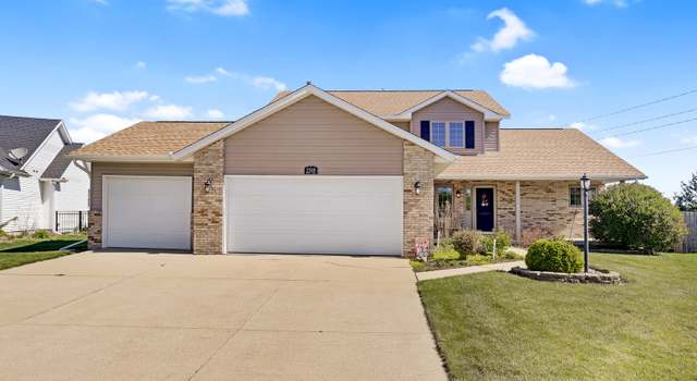 Photo of 2318 Nugent Cir, Urbana, IL 61802
