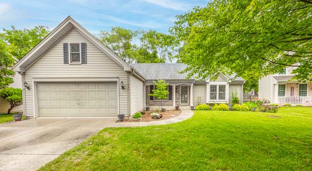 Photo of 937 Wellington Cir, Aurora, IL 60506