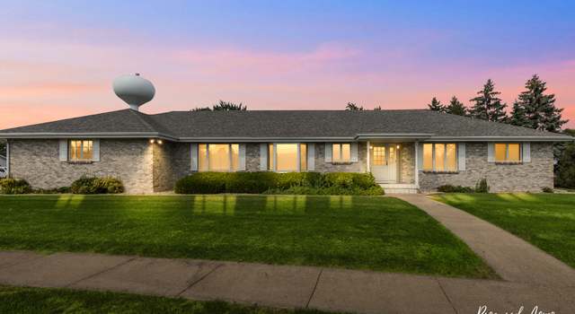 Photo of 1269 Tower Ct, Bourbonnais, IL 60914