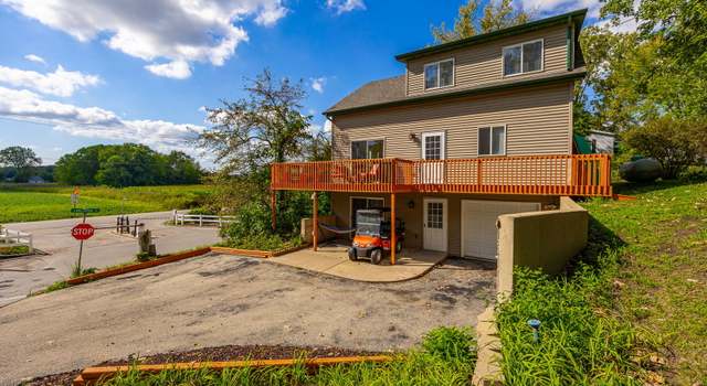 Photo of 101 Dogwood Ln, Wilmington, IL 60481
