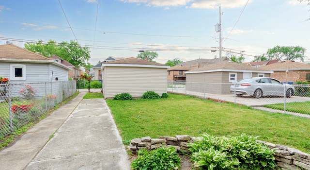 Photo of 10350 S Prairie Ave, Chicago, IL 60628