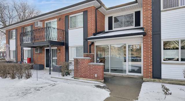 Photo of 2431 E Brandenberry Ct Unit 2M, Arlington Heights, IL 60004