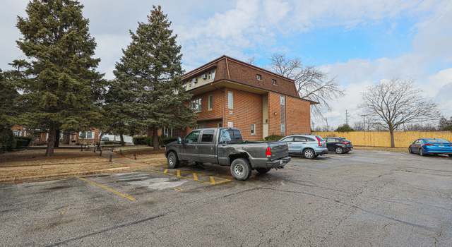 Photo of 806 W St James St Unit 2SW, Arlington Heights, IL 60005