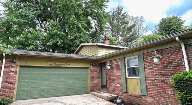 Photo of 1004 Hollycrest Dr, Champaign, IL 61821