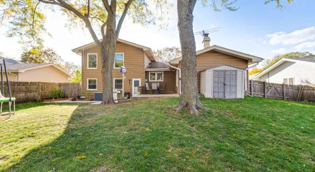 Photo of 1455 N Oakmont Rd, Hoffman Estates, IL 60169