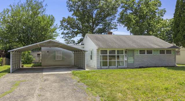 Photo of 123 Tilton Park Dr, Dekalb, IL 60115