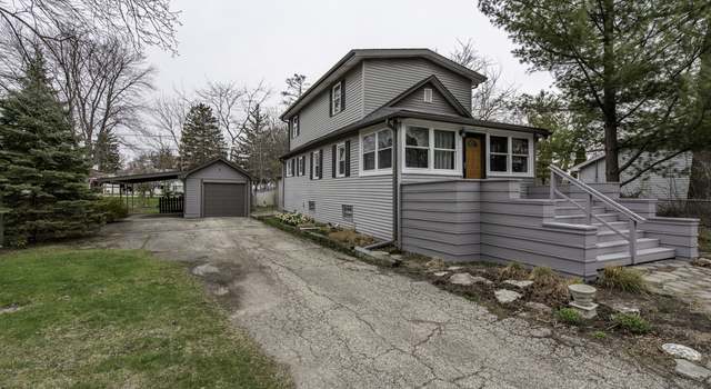 Photo of 42728 N Lake Dr, Antioch, IL 60002