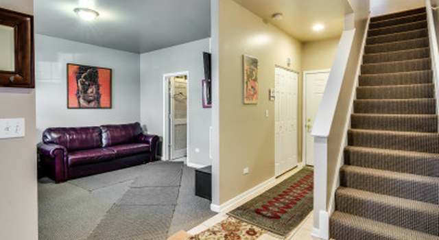 Photo of 4637 S Greenwood Ave, Chicago, IL 60653