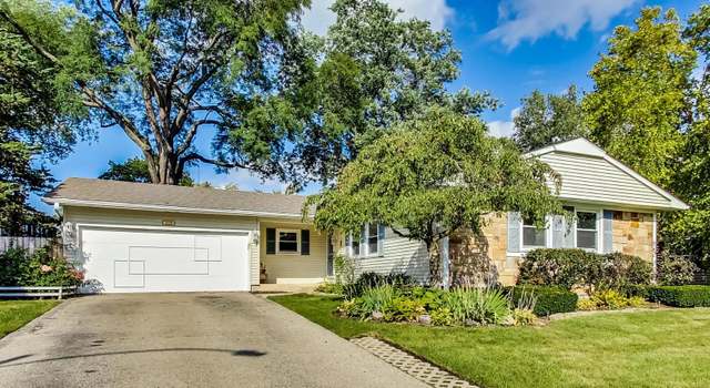 Photo of 419 Regent Dr, Buffalo Grove, IL 60089