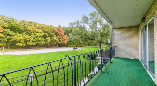 Photo of 9510 S 86th Ave #204, Hickory Hills, IL 60457