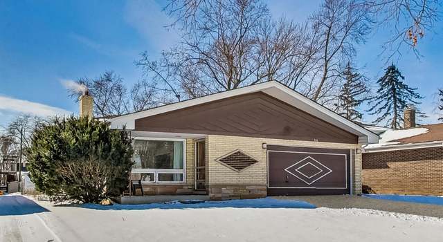 Property at 378 W Commonwealth Ln, Elmhurst, IL 60126, 3 beds, 2 baths