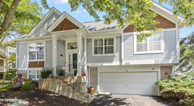 Photo of 981 Apple Tree Ln, West Chicago, IL 60185