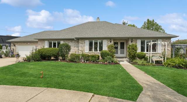 Photo of 216 Rosewood Ct, Westmont, IL 60559