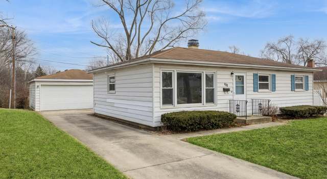 Photo of 439 N Pershing Ave, Mundelein, IL 60060