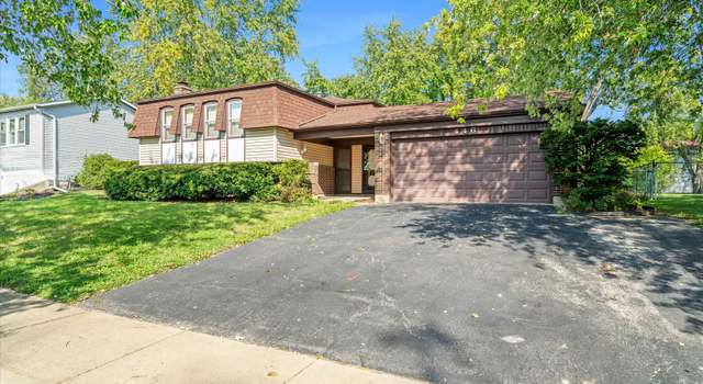 Photo of 446 Rockhurst Rd, Bolingbrook, IL 60440