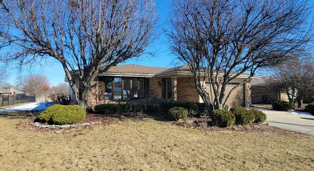 Photo of 11964 S Pinecreek Dr, Orland Park, IL 60467