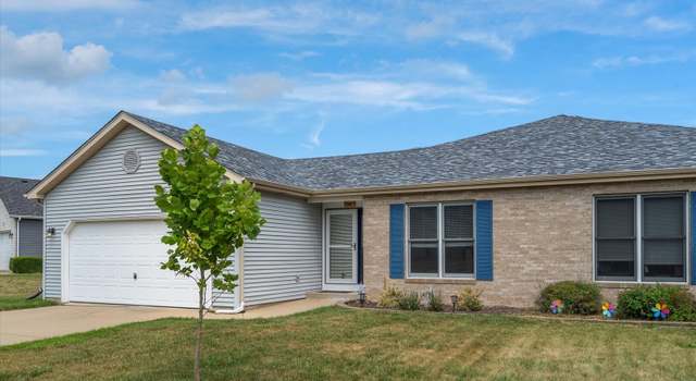 Photo of 906 Whitetail Ln, Sandwich, IL 60548