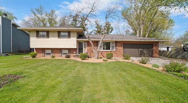 Photo of 505 S Washington St, Hudson, IL 61748