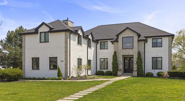 Photo of 6836 Fieldstone Dr, Burr Ridge, IL 60527