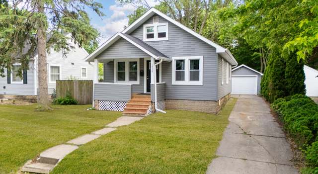 Photo of 1030 Spruce St, Aurora, IL 60506