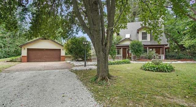 Photo of 4843 Indian Hills Dr, Edwardsville, IL 62025