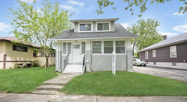 Photo of 8 Manor Ct, Joliet, IL 60436