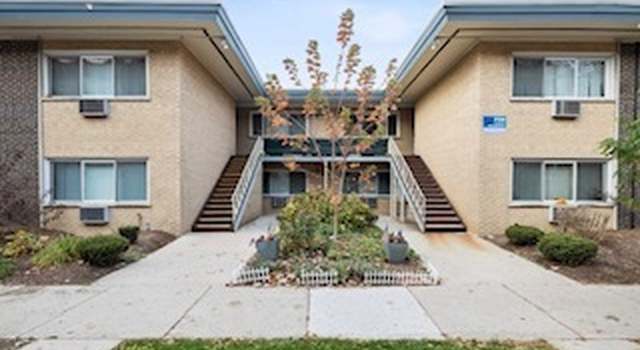 Photo of 135 S Kenilworth Ave #8, Oak Park, IL 60302