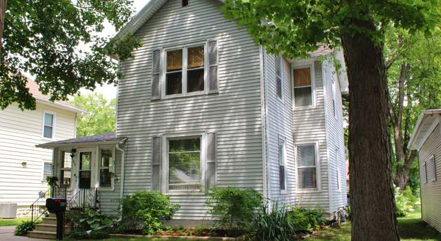Photo of 410 E Benton St, Morris, IL 60450