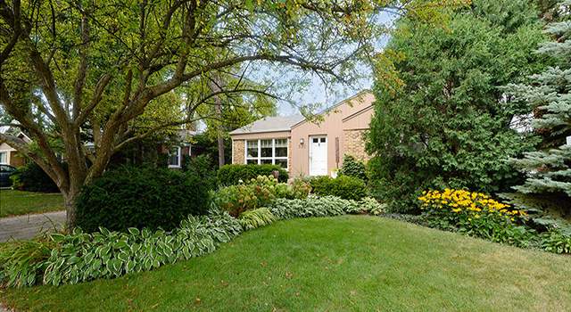 Photo of 530 Hermitage Dr, Deerfield, IL 60015