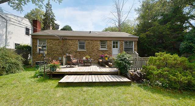 Photo of 530 Hermitage Dr, Deerfield, IL 60015