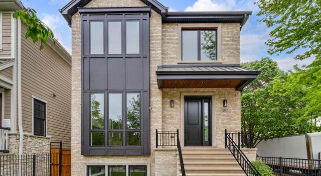Photo of 1853 W Barry Ave, Chicago, IL 60657