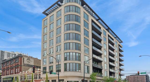 Photo of 1550 N Clark St #301, Chicago, IL 60610