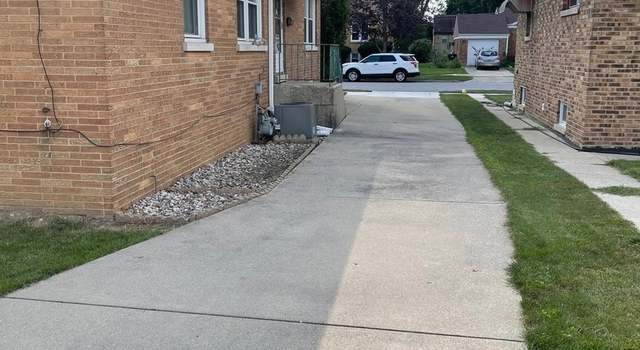 Photo of 2919 Vernon Ave, Brookfield, IL 60513