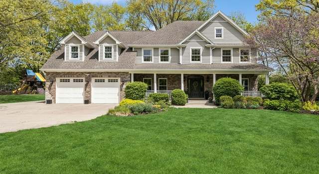 Photo of 8250 Steepleside Dr, Burr Ridge, IL 60527