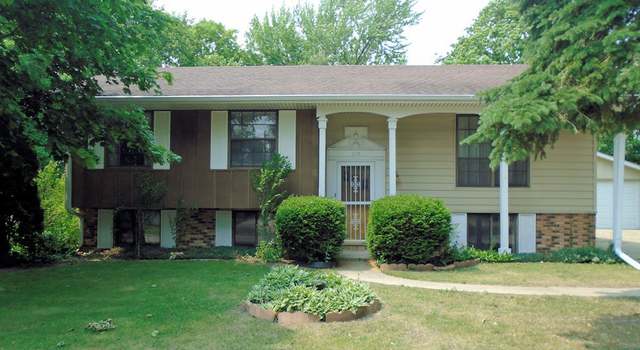 Photo of 215 Irene Ave, Rochelle, IL 61068
