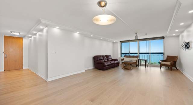Photo of 5201 S Cornell Ave Unit 20E, Chicago, IL 60615