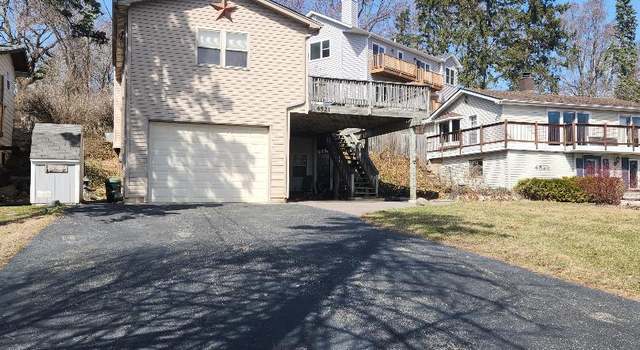 Photo of 4521 W Lake Shore Dr, Wonder Lake, IL 60097