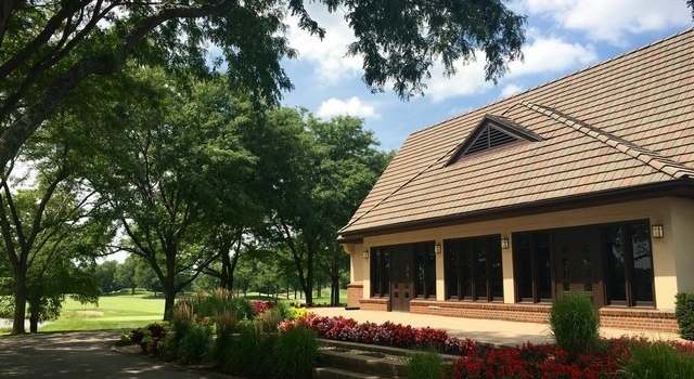 Photo of 2500 Westminster Ln, Aurora, IL 60506