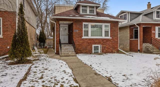 Photo of 1712 Greenwood St, Evanston, IL 60201
