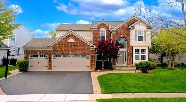 Photo of 4 Benton Ct, Algonquin, IL 60102