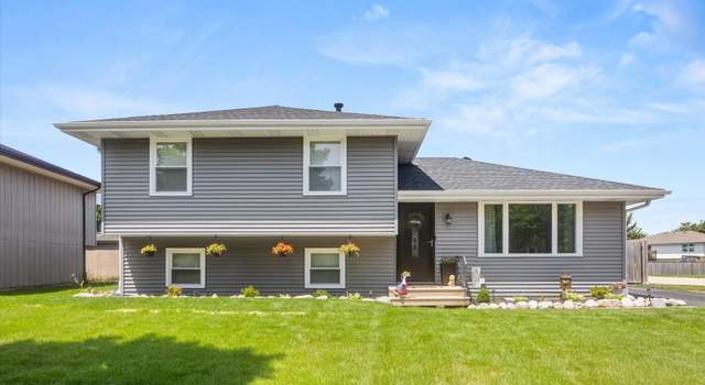 Property at 2409 Ruth Fitzgerald Dr, Plainfield, IL 60586, 4 beds, 2 baths
