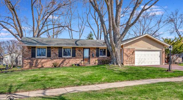 Photo of 2908 71st St, Woodridge, IL 60517