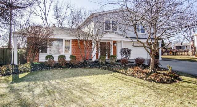 Photo of 4127 Crestwood Dr, Northbrook, IL 60062