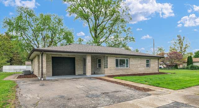 Photo of 304 N Elizabeth St, Tolono, IL 61880