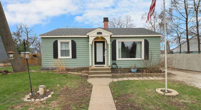 Photo of 3009 Mourine Ln, Mchenry, IL 60051