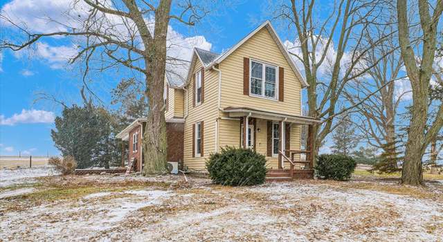 Photo of 475 CR 2100 E, Sidney, IL 61877