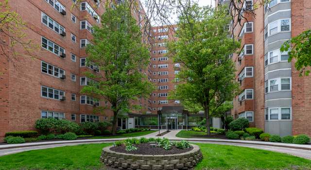 Photo of 4960 N Marine Dr #1012, Chicago, IL 60640