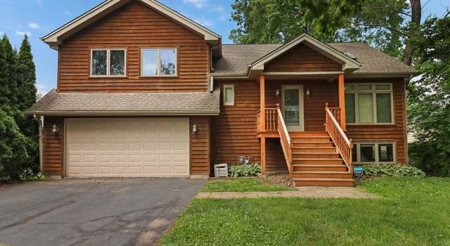 Photo of 42584 N Woodbine Ave, Antioch, IL 60002