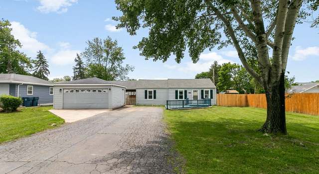 Photo of 2303 Sweetbriar Ave, Crest Hill, IL 60403