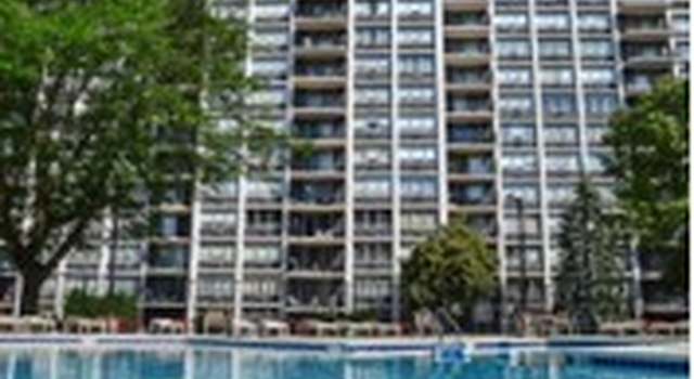 Photo of 8809 W Golf Rd Unit 12B, Niles, IL 60714
